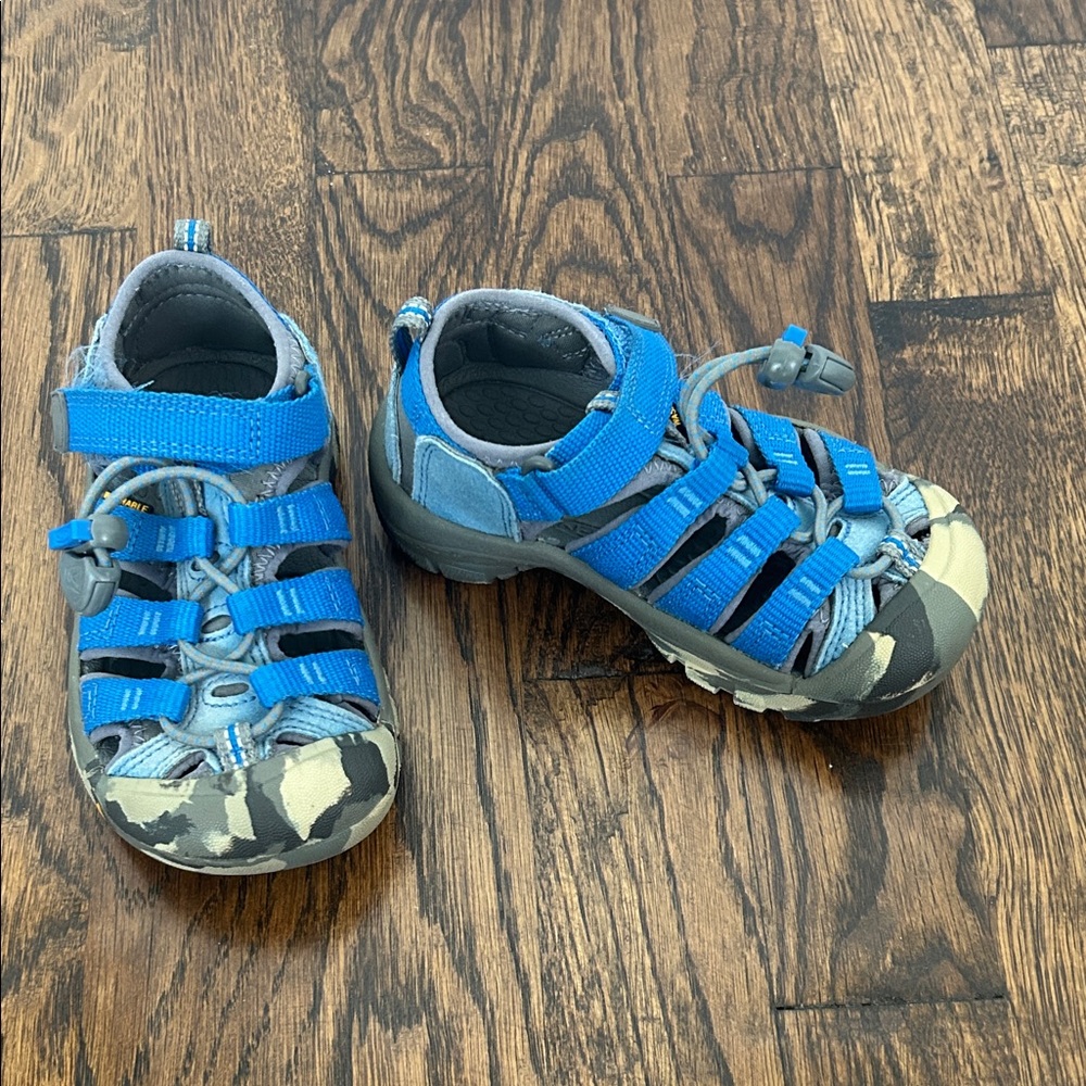 Keen “Newport” sandals, size 9C